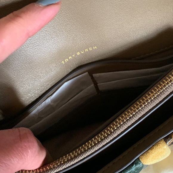 Authentic TORY BURCH Napa leather/Snakeskin/Suede turnlock flap Crosby - Picture 9 of 16